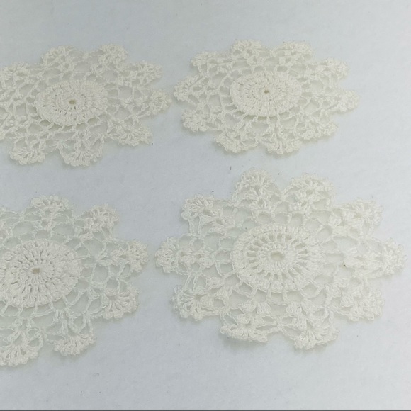 Vintage set of 7 handmade doilies off white lamp coasters table decor Boho Style - Picture 6 of 6